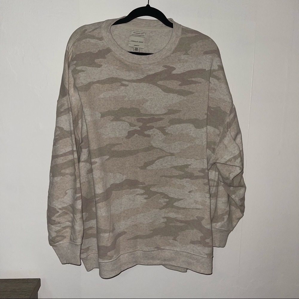 American Eagle oversized sweatshirt